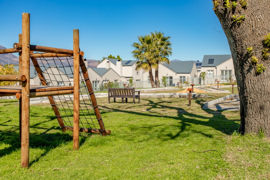 3 Bedroom Property for Sale in Honeydew Country Estate Western Cape